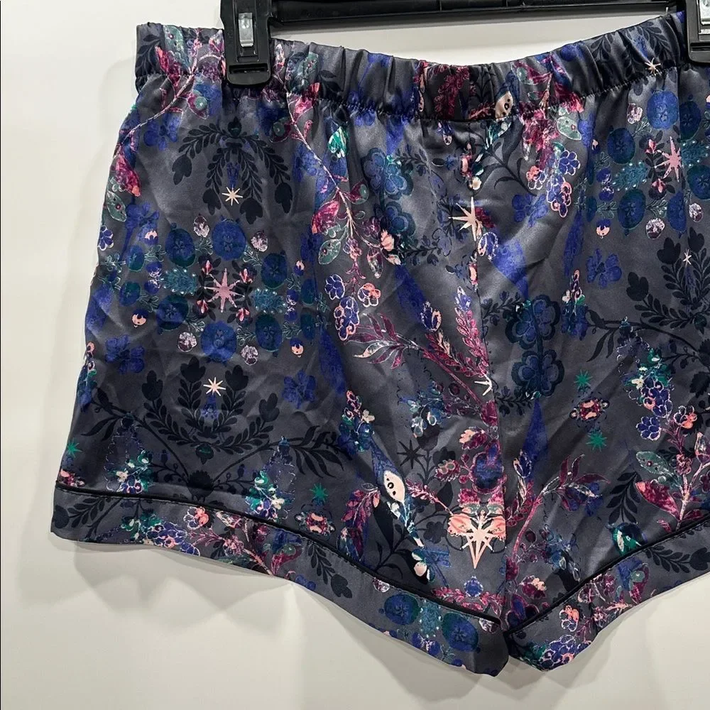 Victoria’s Secret Satin Short Pajama Set NWOT Gray Moody Floral M  Rare Print